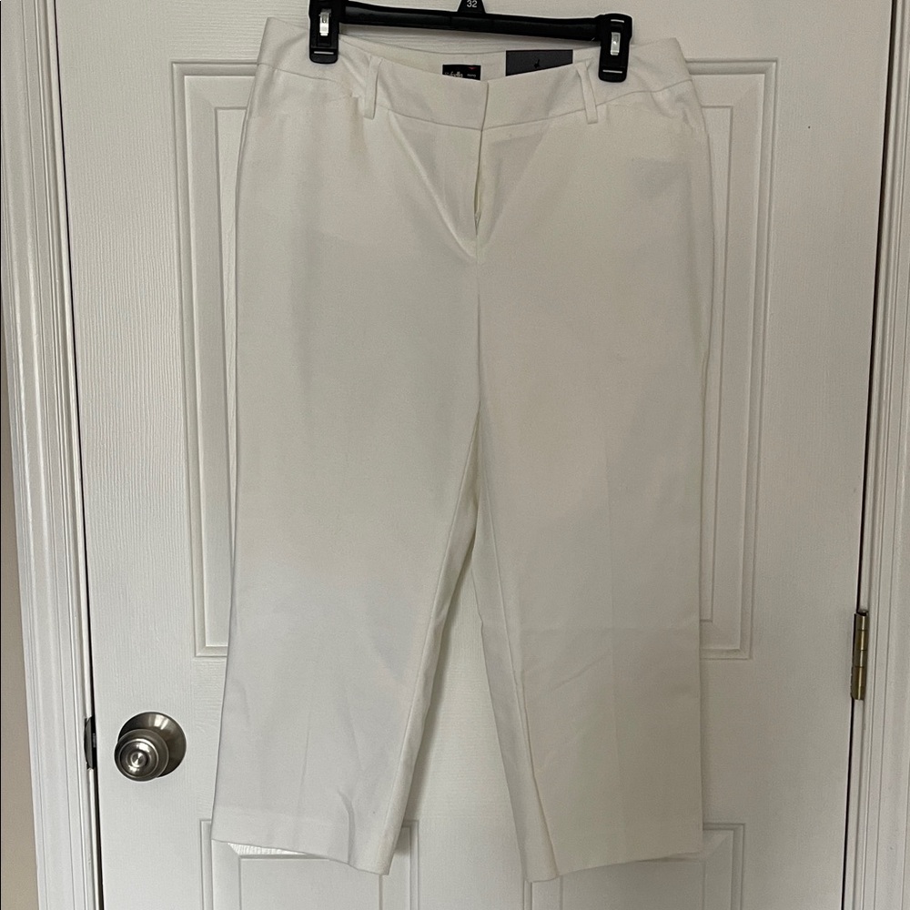 NWT Rafaella Women's Cropped White Pants